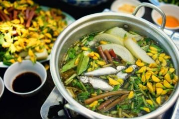 Hotpot of Linh Fish and Dien Dien Flowers